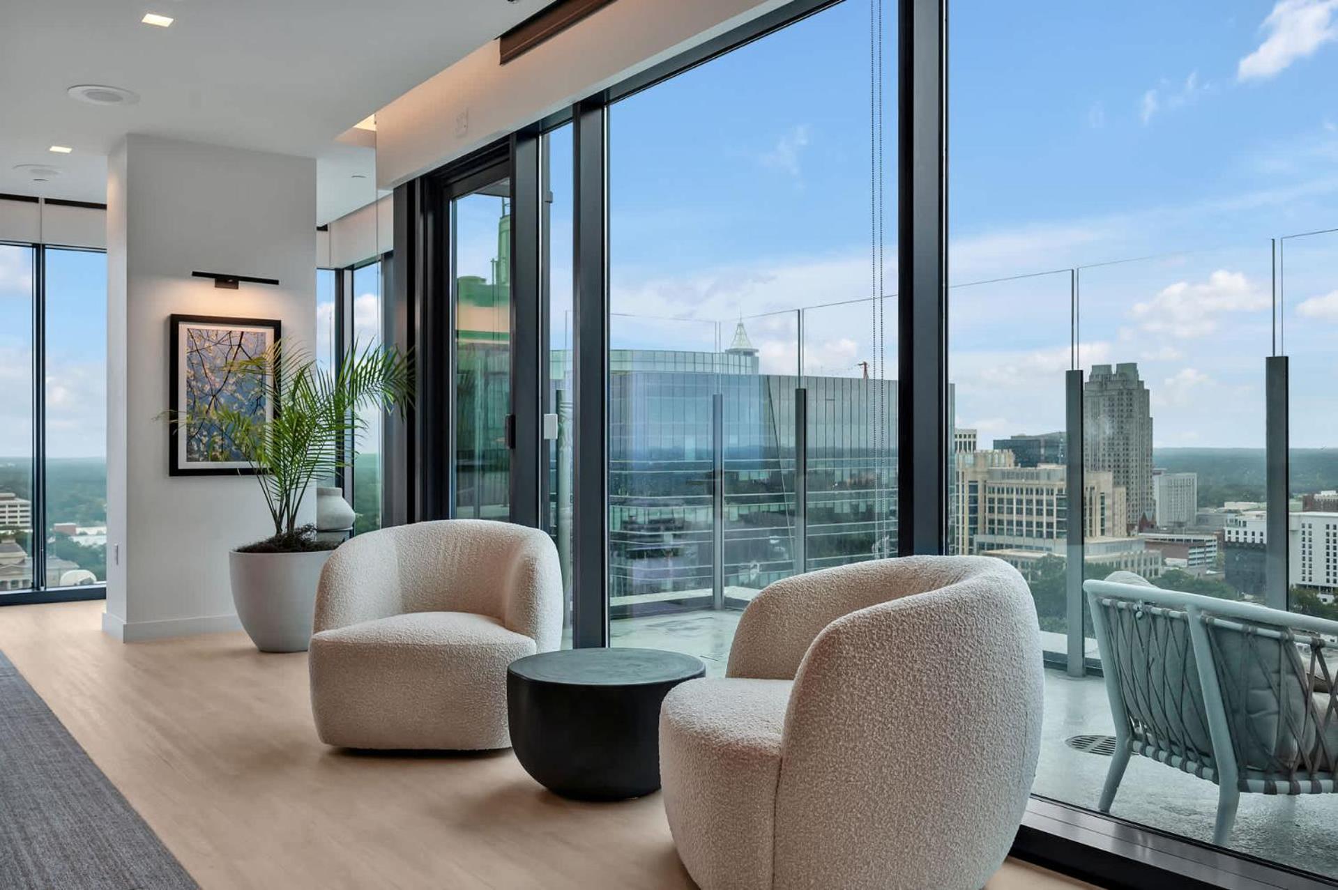 High-Rise Apt Raleigh Free Parking & Sunset View 1 Exterior foto